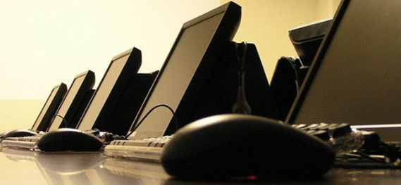 Java语言的技术平台有哪些？