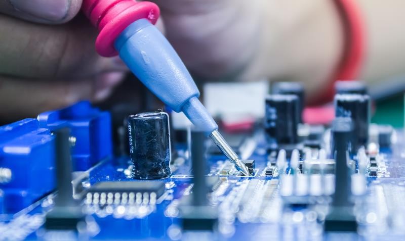 嵌入式开发：嵌入式系统中机器学习的优势和技术