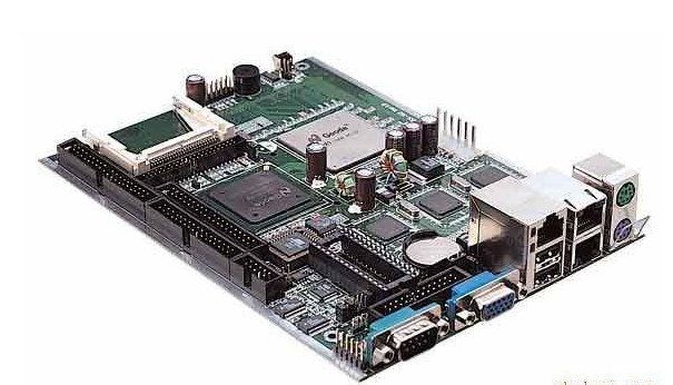 2020年嵌入式培训机构的学费是多少