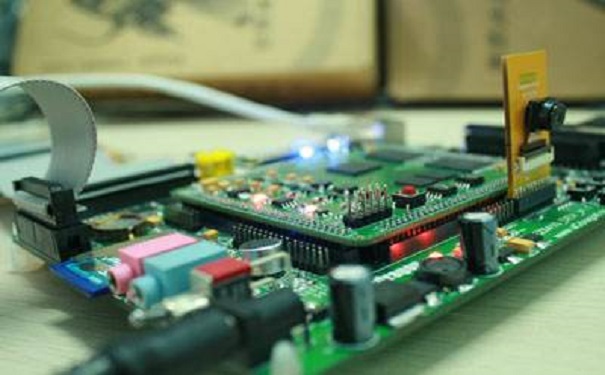 参加嵌入式培训机构的价格