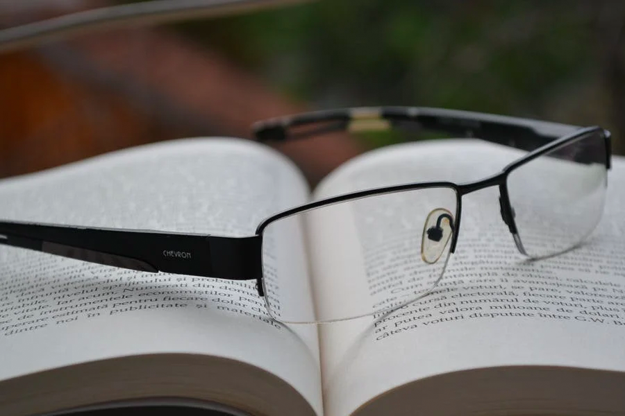 去国外留学，选择哪个中介机构办理申请比较好？