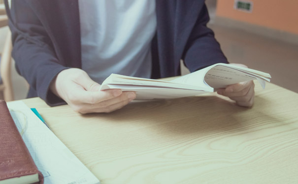 办理出国留学申请比较正规的中介机构都有哪些？