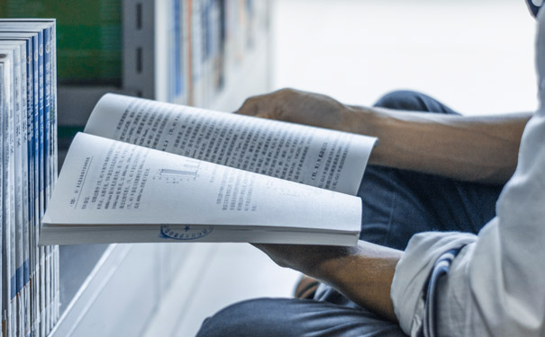 如何挑选留学中介机构？