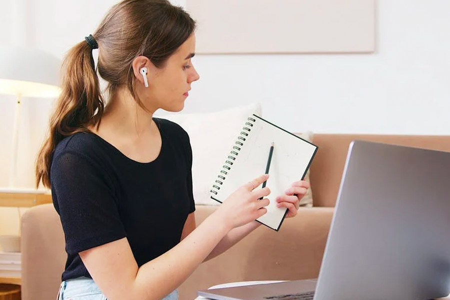 准备赴加留学，怎样挑选中介机构？