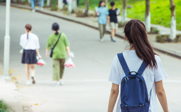 有教育部认证资质的留学中介都有哪些？