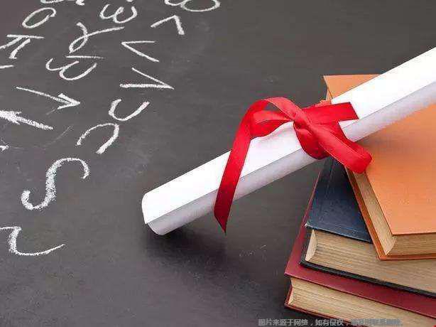 密歇根大学安娜堡分校数学专业本科有奖学金么？