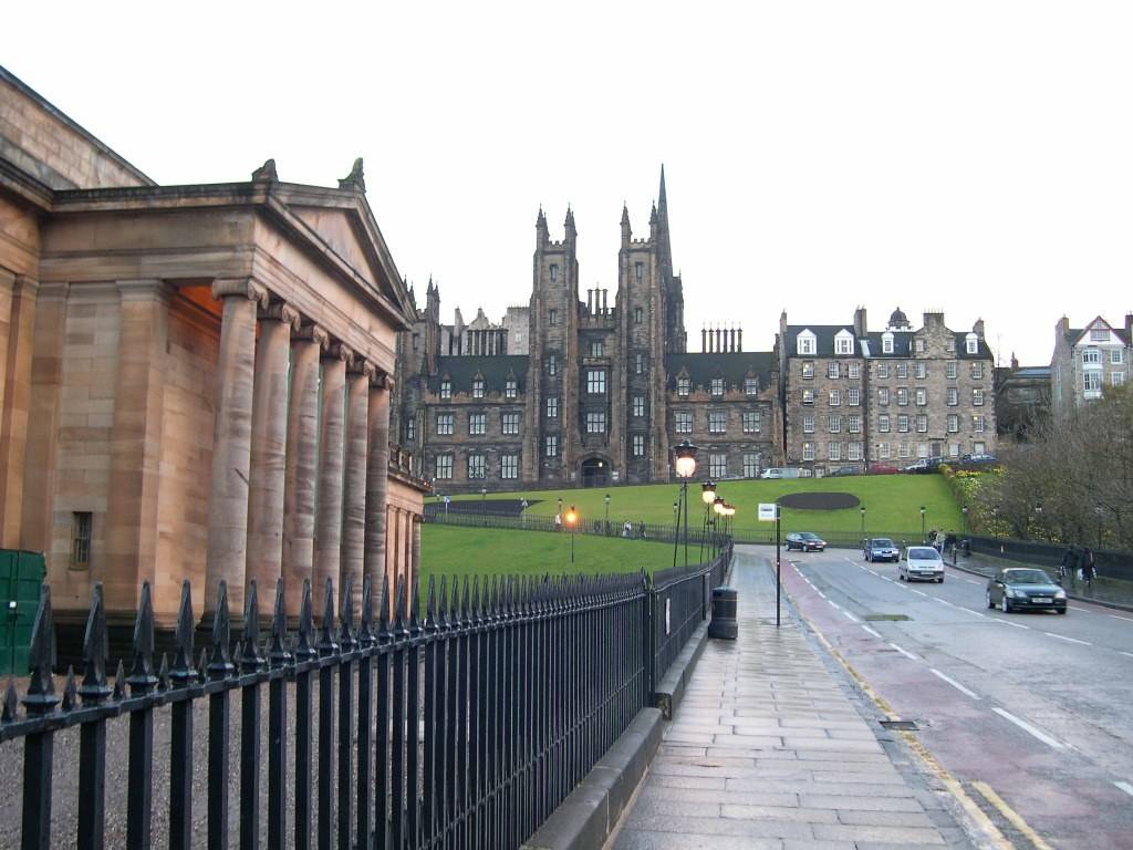 美国最好的戏剧学院有哪些？壹壹前来送答案