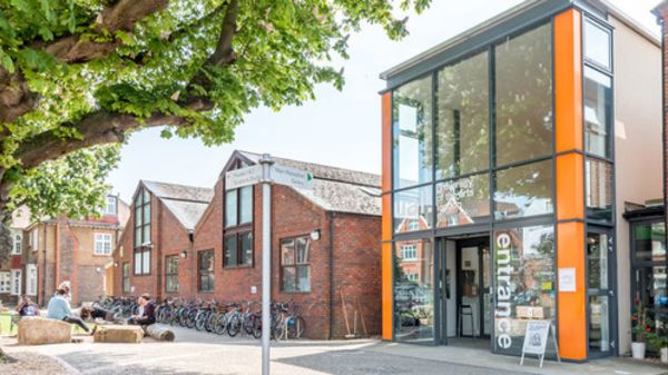 皇家墨尔本理工大学相当于国内哪所大学