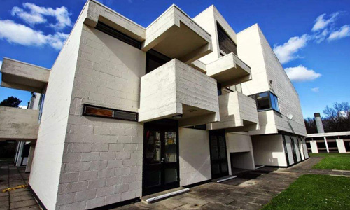 创意艺术大学好考吗