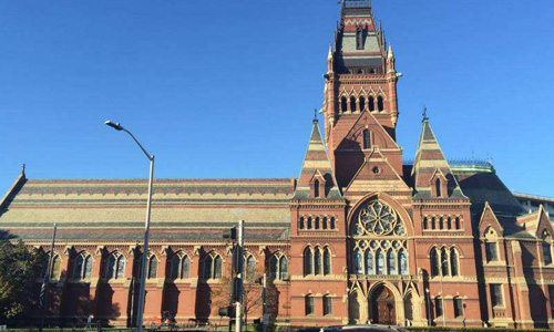 英国时尚管理留学TOP院校有哪些？