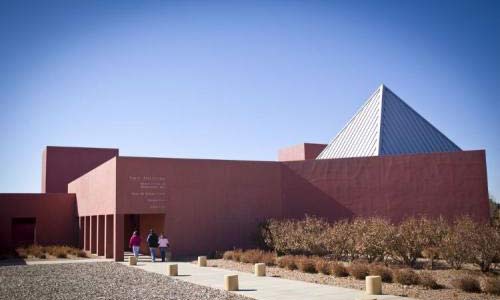 插画设计艺术留学院校