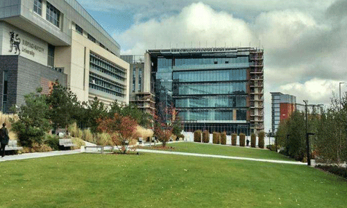 伯明翰城市大学建筑学作品集要求