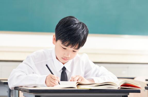 国际学校同学应该如何高效学习？