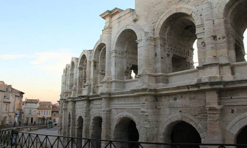 阿尔勒国立摄影学院摄影专业申请条件