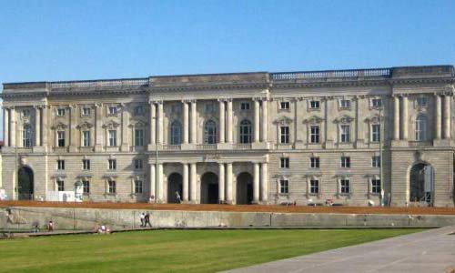 德国柏林艺术大学好不好？