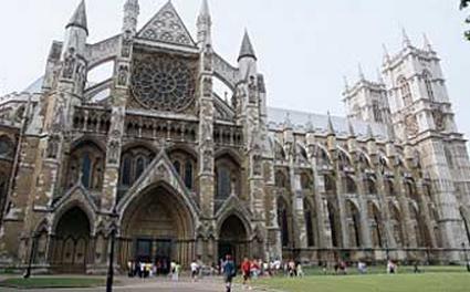 英国伦敦时装学院插画专业申请要求