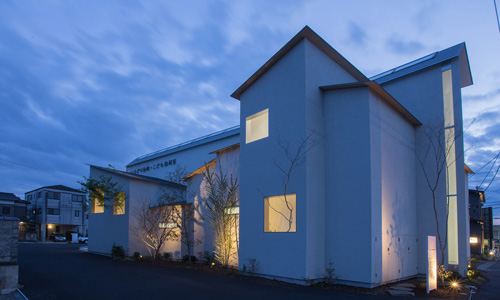 日本爱知县立艺术大学怎么样？