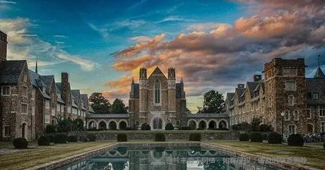 美国波士顿女子文理学院有哪些