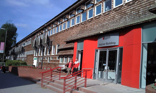 德蒙福特大学申请要求