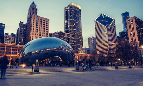 如何申请芝加哥艺术学院服装专业？