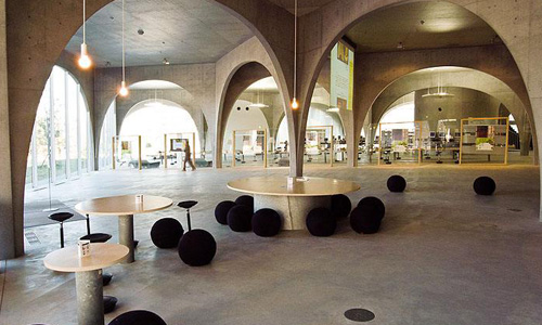 多摩美术大学留学申请要求