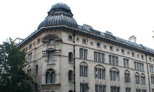 中央圣马丁学院平面设计作品集要求