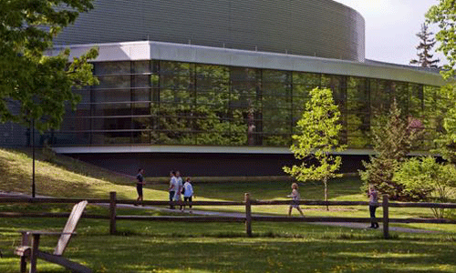 去巴德学院要求高么？