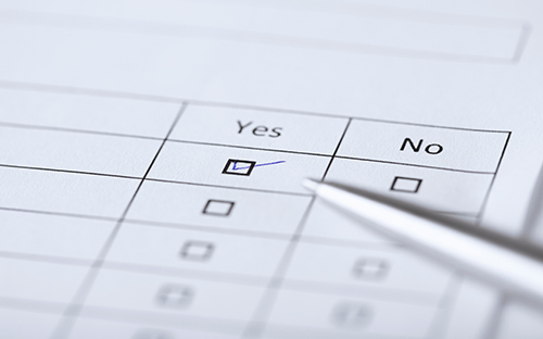 成人高考能报考法学专业吗？