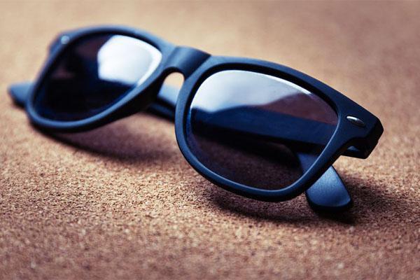 验光师：学习行业标准与规范的遵循