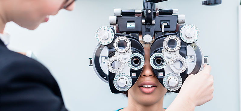 光学专业技术的研究与应用：正规验光师培训机构为你传授行业秘密